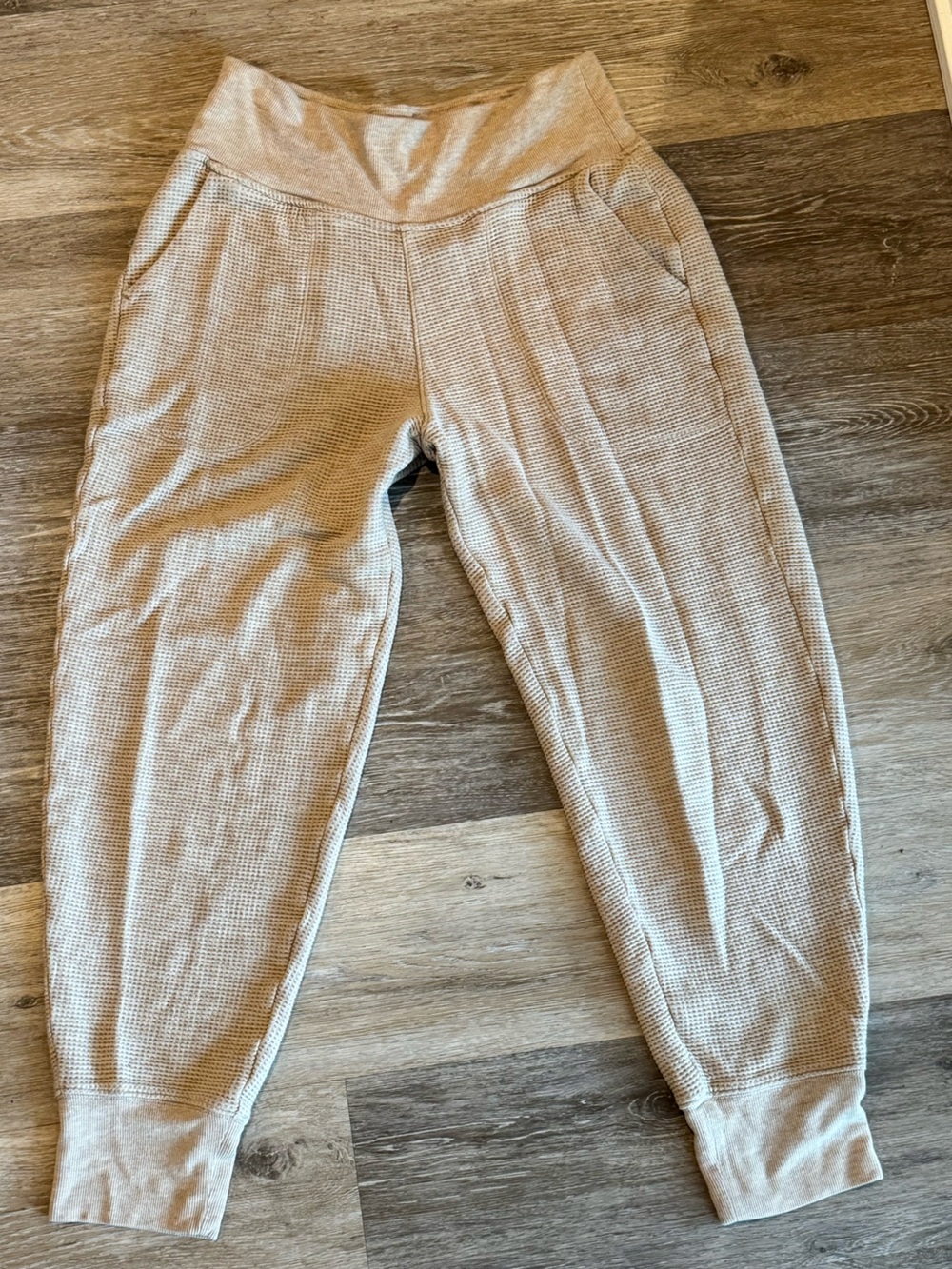 Athleta Waffle Joggers Medium Beige Neutral Quiet Luxury Minimalist